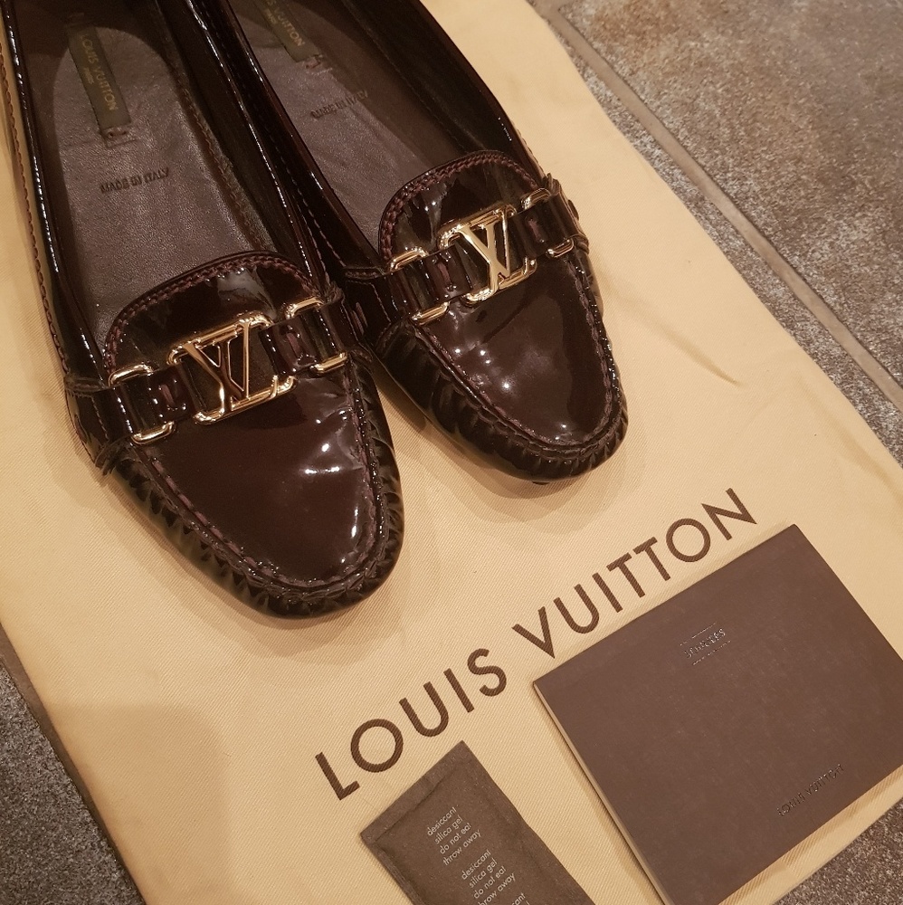Authentic Louis vuitton Oxford Flat Loafers